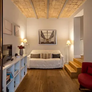 Fotofever Apt, Two Bedrooms With Air Conditioned In Elegant Shopping Area, Close To Vatican Roma